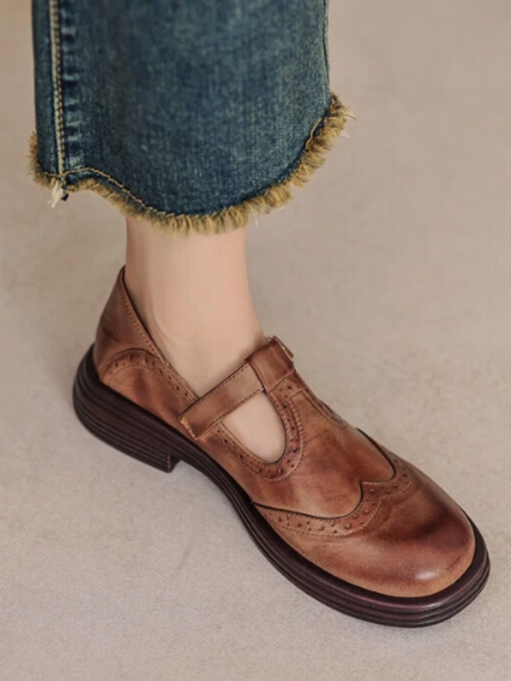 Retro British Style Mary Jane Shoes - Picture 5 of 16